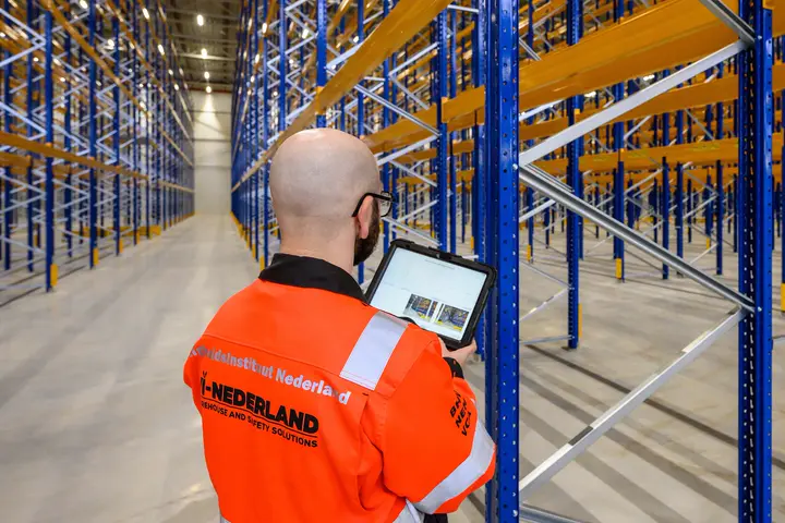 Keuring magazijnstellingen